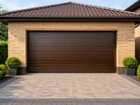 СЕКЦИОННЫЕ ВОРОТА RSD01LUX DOORHAN